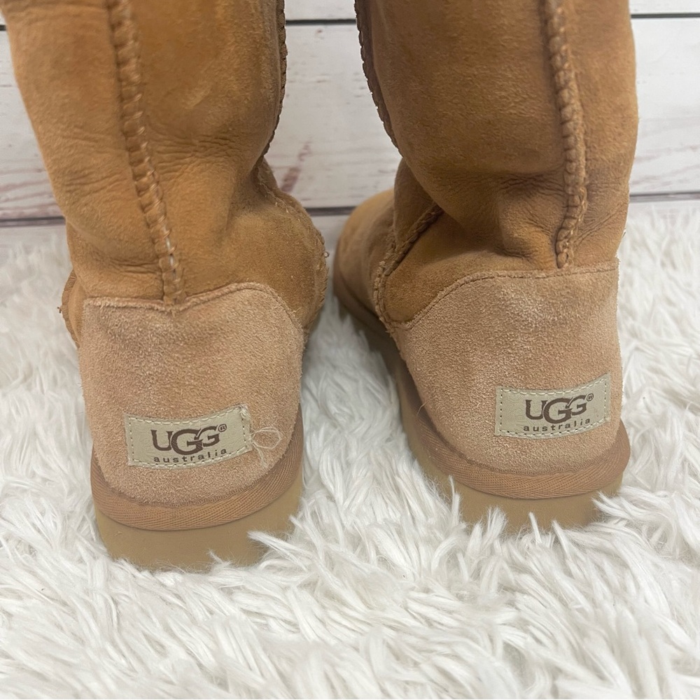 UGG Classic Tall Chestnut Shearling Boots Size 9 - Picture 6 of 16